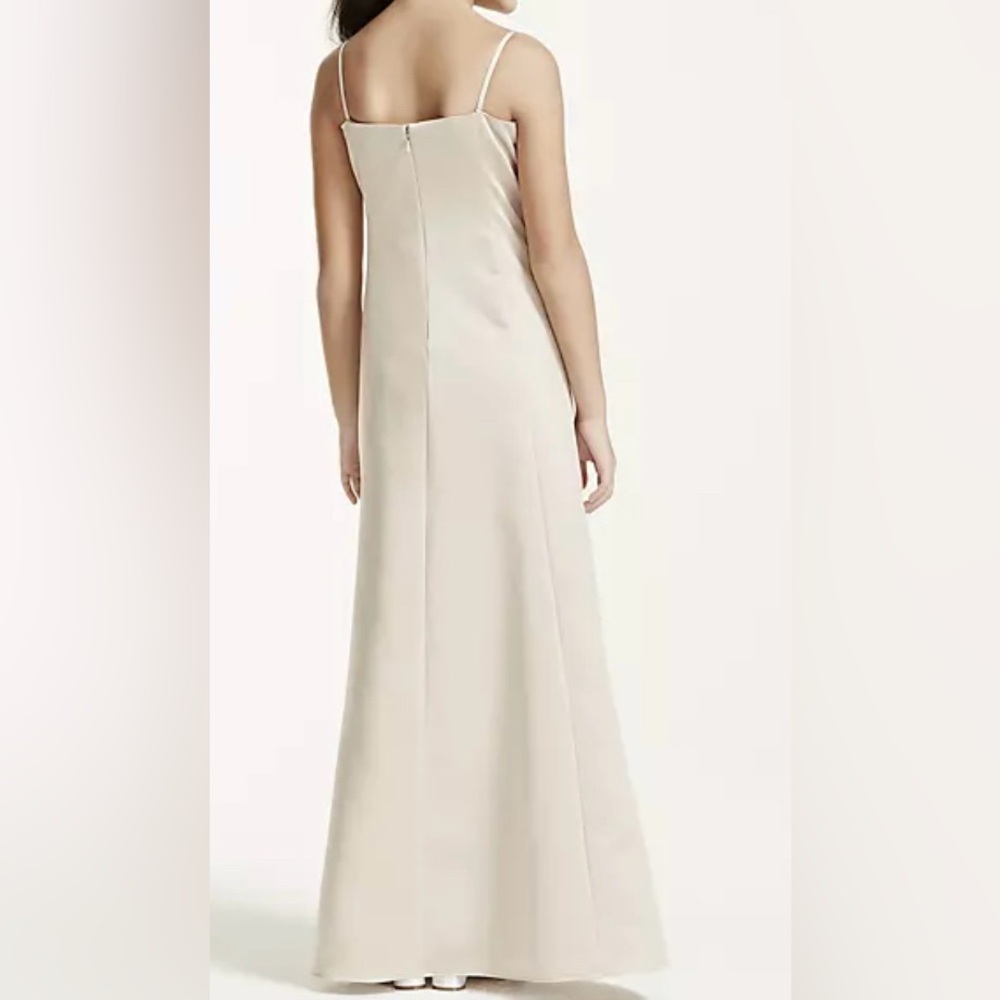 David’s Bridal WASHABLE Gown 6 JUNIORS Dress - Picture 15 of 16